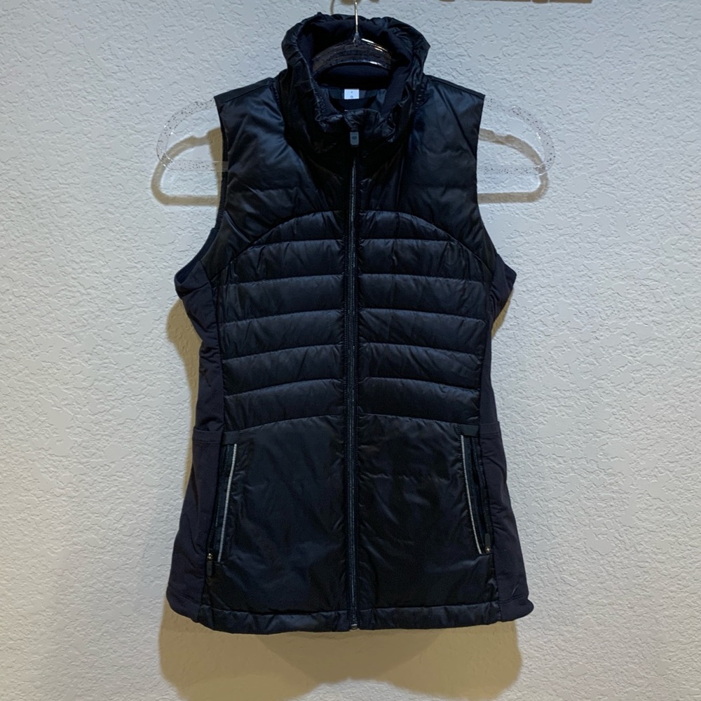 Lululemon Black Puffer Vest